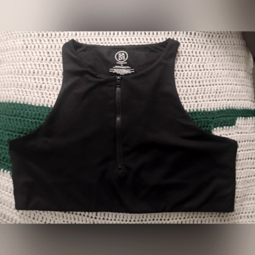 Sage Collective Black Racerback Zip Up Yoga Cropped Tank Sz XL NWOT - Picture 2 of 9